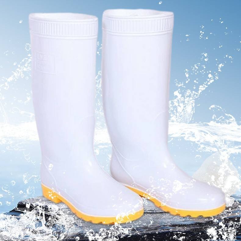 PVC čizme za kišu protiv gumenih čizama za kišu: Koja materijalna varijanta odgovara vašim potrebama?